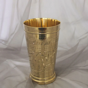 Vaso de Chupito de Latón de Diseño Único para Cerveza, Vino, Café, Té y Leche, Ideal para Decoración de Mesa en el Hogar y Hoteles - ¡Producto Superventas! - Product Image 1