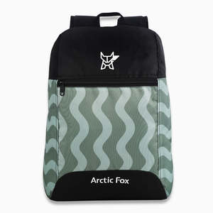 Mochila Arctic Fox de 17L, Resistente al Agua, Moderna, de Poliéster Duradero, Gran Capacidad, Cierre de Cremallera - Product Image 1