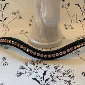 Diademas de cuero de diseño único y estilo personalizado, accesorios de tamaño personalizado, fabricación de diademas de cuero para caballos ecuestres al mejor precio al por mayor. - Product Image 1