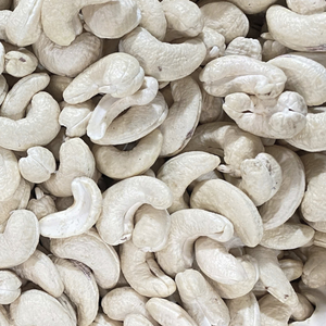 เม็ดมะม่วงหิมพานต์ W320 ขายส่งจากเวียดนาม ราคาถูก ซานติโก - Product Image 1