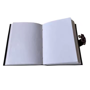 Journal en cuir vintage fait main, grimoire rétro avec papier en coton classique - Product Image 6