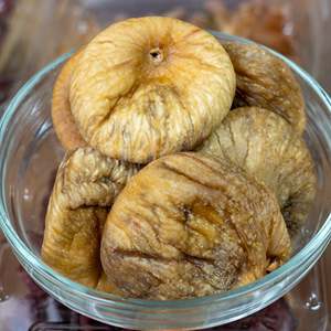Top Selling Premium 100% Pure Organic Sweet AD Dried Anjeer <b>Fig</b> <b>Fruits</b> Agriculture Products Bulk Competitive Price Discounted - Product Image 1