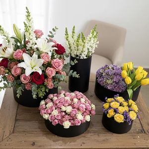Juego de Cajas de Flores Cilíndricas de Metal Multicolores al por Mayor, Contenedores Portátiles Modernos con Acabado Mate para Floristas y Decoración del Hogar - Product Image 6