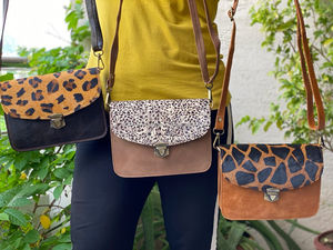 Sac en cuir coloré recyclé pour femme avec cheveux imprimé animal fait à la main Western Crossbody Purse Ethnic Shoulder Bag - Product Image 6