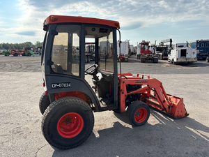 Tracteur 4x4 B2410HSD 210 CV à transmission par engrenages, qualité supérieure, prêt à l'exportation, usage intensif, approvisionnement en gros, garantie de plus de 5 ans - Product Image 3