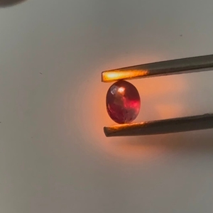 Alexandrite à changement de couleur naturel, taille ovale, 0,42 ct, certifiée IGI, pierre précieuse brute non traitée, vert à rouge, qualité AAAA, pierre précieuse fine - Product Image 3