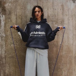 Sweat-shirt surdimensionné rouge pour femme avec rayures blanches et imprimé lettres, en coton tricoté, pour l'automne - Product Image 5