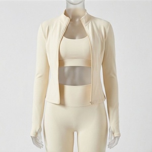 Ensemble de sport deux pièces sans coutures pour femme – Soutien-gorge de sport et leggings personnalisés pour l'entraînement, le yoga et le fitness – Tenue de sport à fort impact et flexible - Product Image 1