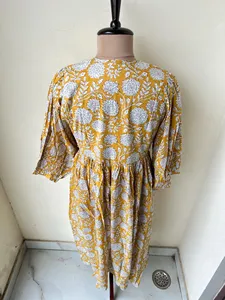 Robe midi élégante bohème jaune à fleurs, en coton fait main, avec col à nouer et imprimé ethnique, robe décontractée - Product Image 3
