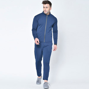Ensemble de survêtement professionnel pour homme, personnalisable, léger et performant pour les séances d'entraînement - Product Image 1