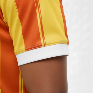 Ensemble de maillots de football unisexe pour adultes, nouveau style, avec design rayé, tissu respirant 100% polyester pour l'entraînement - Product Image 4