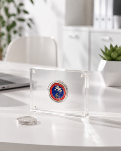 Elegante Soporte de Madera y Acrílico para Medallas, Personalizable, Duradero, Pulido, Reciclable, con Logotipo Grabado, para Regalos de Ferias Comerciales - Product Image 4