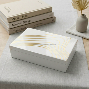 กล่องของขวัญเรซิ่น MDF ทำมือ พร้อมลายคลื่นพิมพ์สีทอง กล่องเก็บเครื่องประดับสุดหรู - Product Image 3
