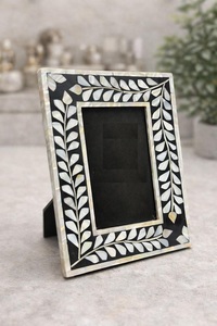 Cadre photo en MDF et résine, incrustation de nacre, motif floral, fait main, aspect premium, prix usine bas. - Product Image 3