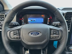 ฟอร์ด เรนเจอร์ 23 อีโคบูสต์ PHEV ดับเบิ้ลแค็บ XLT 4x4 รถกระบะ พร้อมห่วงลากจูง ระบบควบคุมความเร็วอัตโนมัติแบบปรับได้ และคุณสมบัติควบคุมระยะไกล - Product Image 4