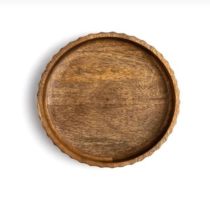 Bandeja de Servir Portátil de Madera de Mango Tallada a Mano, Ecológica, con Acabado Pulido y Borde Rústico Tallado, Plato para Aperitivos - Product Image 4