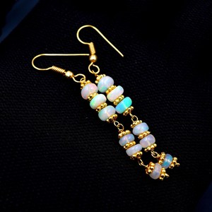 Boucles d'oreilles en or 14 carats avec perles d'opale éthiopienne naturelle, cadeau pour elle - Product Image 5