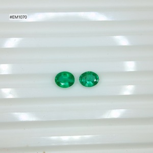 Émeraudes ovales zambiennes de qualité supérieure 2026, paire de 2 pierres (total 1,25 ct), pierres vertes naturelles pour collections de bijoux de créateurs - Product Image 2