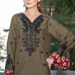 Ensemble de vêtements ethniques pakistanais à la mode, 2 pièces, en lin, à fleurs, couleur unie, robe décontractée pour femmes, ensemble élégant Kurta Dupatta - Product Image 3