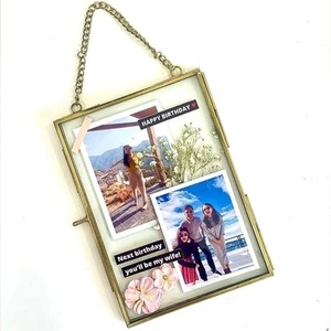 Cadre photo flottant vintage en laiton à suspendre au mur, support de présentation en verre pour décoration intérieure, cadeaux de mariage, cadre photo personnalisé - Product Image 1
