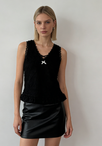 Camisola Corta Sexy de Encaje Negro para Mujer, con Cuello Halter, Transpirable, sin Mangas, Ajustada - Product Image 4