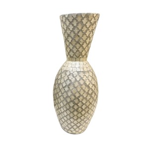 Elegante Florero de Nácar para Decoración Interior Moderna - Product Image 5