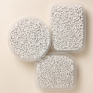 Masterbatch de Carbonato de Calcio de Alto Rendimiento, Gránulos Blancos Naturales para Bolsas de Plástico de Película Soplada de PE, PP, HDPE, LDPE - Product Image 1