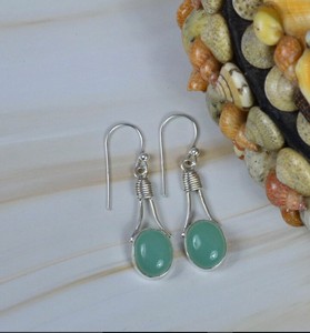 Pendientes de Calcedonia Aqua Natural al por Mayor, Plata de Ley 925, Hechos a Mano, Pendientes Colgantes Ovalados de Calcedonia Aqua - Product Image 1