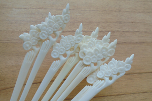 ปิ่นปักผมแกะสลักจากกระดูกแบบออร์แกนิก |   กิ๊บติดผมแบบดั้งเดิม - Product Image 3