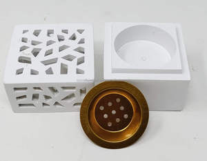 Brûleur de Bakhoor en bois fait à la main de qualité supérieure avec couvercle pour parfum de maison de méditation d'encens arabe de qualité supérieure fabriqué en Inde - Product Image 2