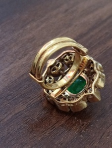 แหวนเงินรูปดาวประดับเพชร Amaira Jewels ชุบทอง 18K สำหรับผู้หญิง สไตล์วินเทจ เหมาะสำหรับงานหมั้นและงานแต่งงาน ประดับด้วยพลอยสีเขียวแบบดับเบิ้ลแพเว่ - Product Image 5