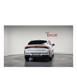 Kia K5 Signature 2023, Estándar de Emisiones Euro V, Caja de Cambios Automática, Volante a la Izquierda, Asientos de Cuero - 43,780 km - Product Image 4