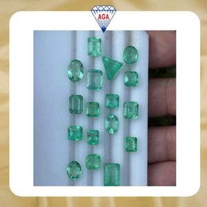 พลอยมรกตสีเขียวธรรมชาติจากโคลอมเบีย รูปทรงคละแบบ น้ำหนัก 1 ถึง 2 กะรัต คุณภาพ AA น้ำมันน้อย ขายส่ง ฟรีไซส์ กำลังเป็นที่นิยม - Product Image 2