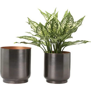 Ensemble de 2 pots à fleurs vintage glamour en métal martelé doré, faits à la main, finition laiton rond, pour décoration intérieure et jardin - Product Image 5