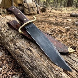 Couteau de camping en acier au carbone, lame à pointe tombante, manche en bois, garde en laiton, étui en cuir, outil de survie en plein air - Product Image 6
