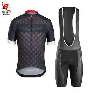 <b>Men's</b> High Quality Green Soccer Customizable Bib <b>Shorts</b> Set Back Zippered Bag High Visibility <b>Short</b> Sleeve Jersey OEM Service - Product Image 1