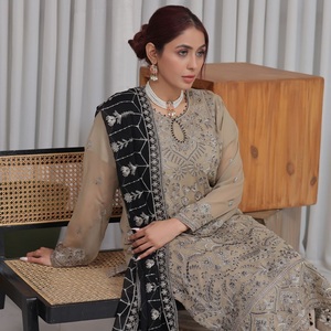 ชุดเดรสชีฟอง3ชิ้นสำหรับเด็กผู้หญิงชุดกระโปรงสไตล์อินเดียสำหรับงานปาร์ตี้ - Product Image 2