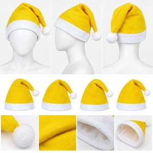 Chapeau de Noël classique rouge à carreaux avec bordure en fourrure blanche et pompon, 100% polyester, pour la plage - Product Image 3