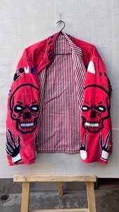 Chaqueta de terciopelo bordada a mano con diseño de esqueleto rojo temático de Halloween, estilo bohemio, abrigo festivo de invierno, regalo perfecto - Product Image 4