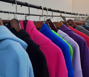 เสื้อฮู้ดดี้โอเวอร์ไซส์ 2026 ผ้าฝ้ายหนานุ่ม เป็นมิตรกับสิ่งแวดล้อม สั่งทำได้ สำหรับฮิปฮอป สตรีทแวร์ ฤดูใบไม้ร่วง ผู้ผลิตเสื้อผ้าผู้ชาย - Product Image 2