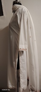 Robe de nuit longue blanche brodée à col en V pour femme, avec écharpe, tenue d'intérieur - Product Image 4