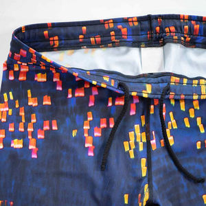 เลกกิ้งเอวสูงผู้ชาย ทรงเข้ารูป ระบายอากาศ ป้องกันแบคทีเรีย ผ้ายืดสแปนเด็กซ์ พิมพ์ลายตามสั่ง สำหรับออกกำลังกาย วิ่ง ฟิตเนส เล่นกีฬา มีไซส์ใหญ่ รับผลิตแบบ OEM - Product Image 5