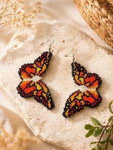 Pendientes de Mariposa con Cuentas de Colores, Estilo Bohemio, Hechos a Mano, Joyería Artística Moderna - Product Image 4