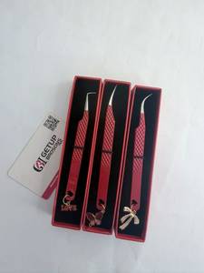 Pince à cils courbée à 90 degrés rouge en acier inoxydable avec pointe en fibre lisse, antidérapante, pour une préhension parfaite, outil pour extensions de cils, modèle papillon - Product Image 6