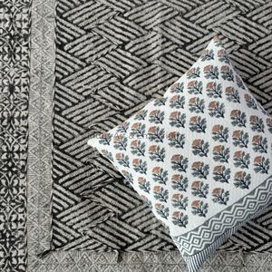 Indian Plain Floral Cotton Rugs Machine Washable with Jute Backing for Boho Home Living Room - Product Image 1