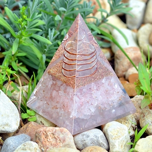 Pirámide de Orgón de Cuarzo Rosa Hecha a Mano, Artesanía con Piedras Preciosas, Pirámide de Alambre de Cobre y Cristal para Decoración del Hogar - Product Image 4