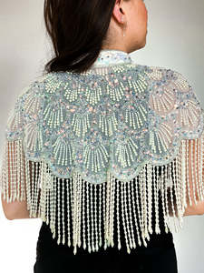 Jupe de danse de luxe faite à la main avec franges 3D, décorations en cristaux de verre perlés, strass lumineux et garniture en dentelle à coudre sur les vêtements - Product Image 3