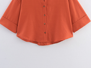 Blusas y Camisas Casuales de Moda para Mujer con Cuello Vuelto, Botones y Hombros Caídos - Product Image 2
