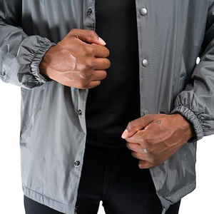 Vestes d'hiver décontractées à capuche personnalisées OEM ODM, style streetwear américain, coupe-vent imperméable et écologique, fabriquées au Pakistan - Product Image 3