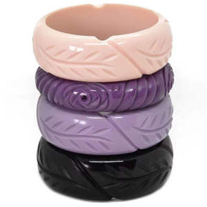 Bracelets Joncs en Résine Acrylique Vert Tendance 2026 avec Motif Feuille Sculptée – Design Fantaisie, Élégant, Vintage et Tendance – Parures de Bijoux - Product Image 4